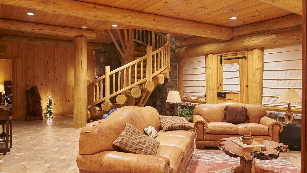 Photo of Livingroom in Laurelton