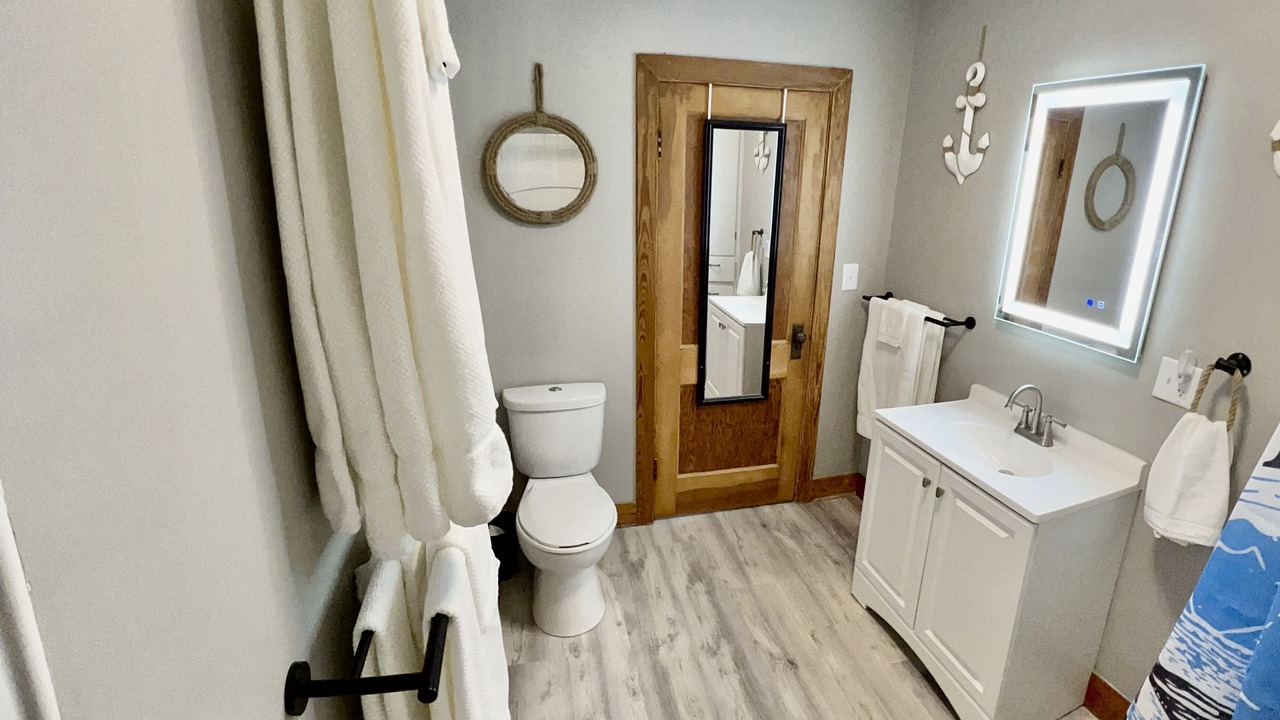 Photo of Bathroom in Port Clinton