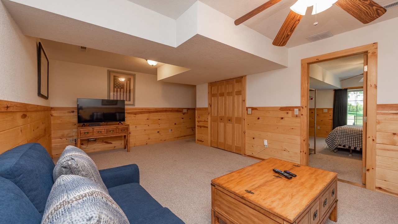 Photo of Livingroom in Thayerville