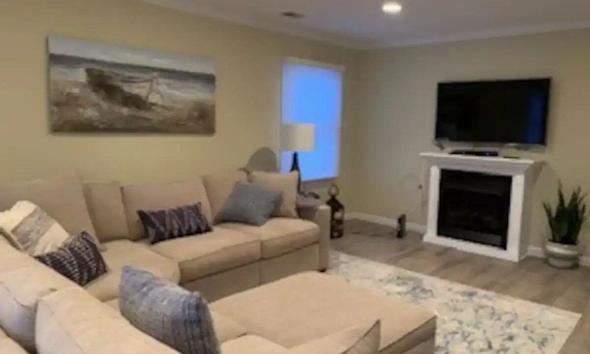 Photo of Livingroom in Waretown