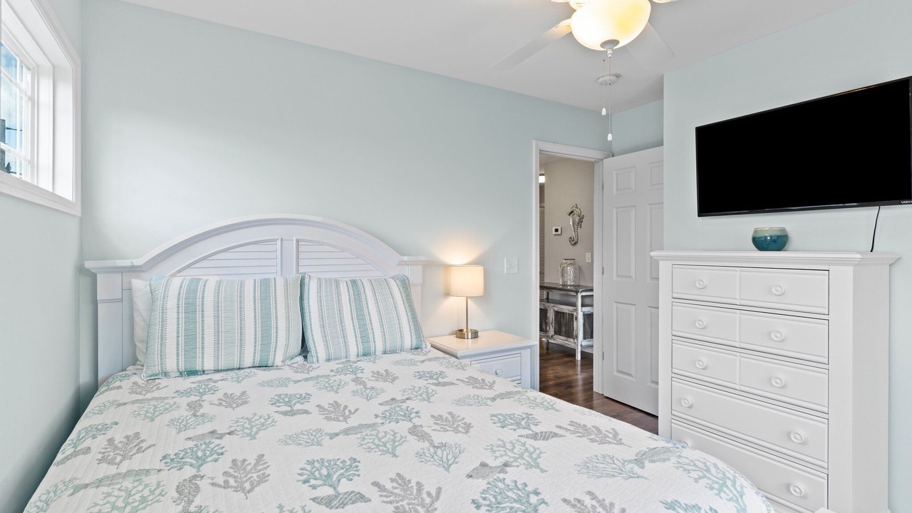 Photo of Bedroom in North Topsail Beach