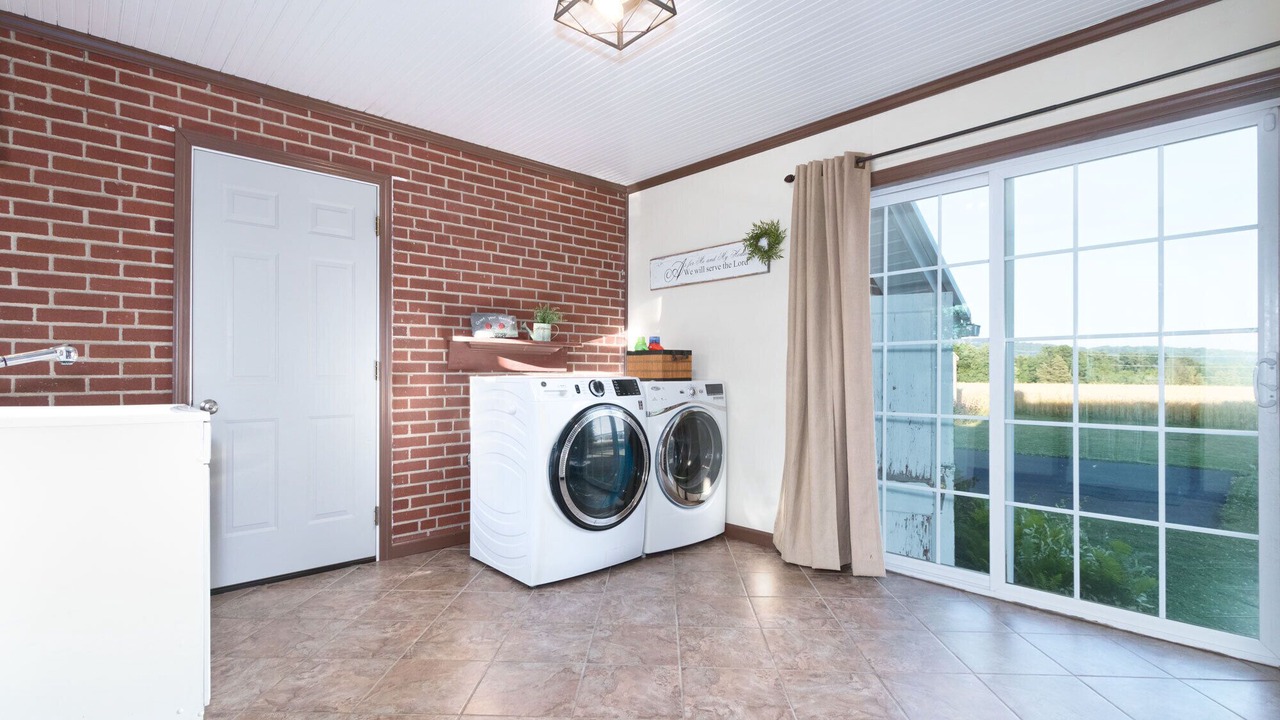Photo of Bedroom in Reinholds