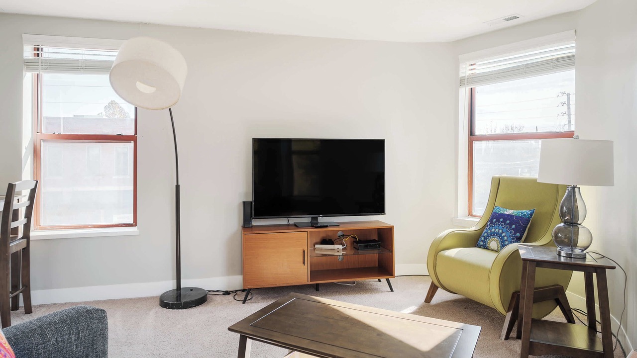 Photo of Livingroom in Chatham-Arch