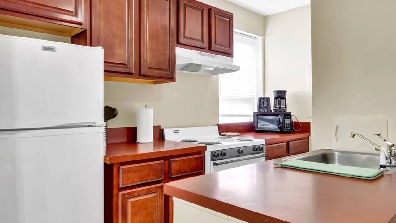 Photo of Kitchen in Graduate Hospital