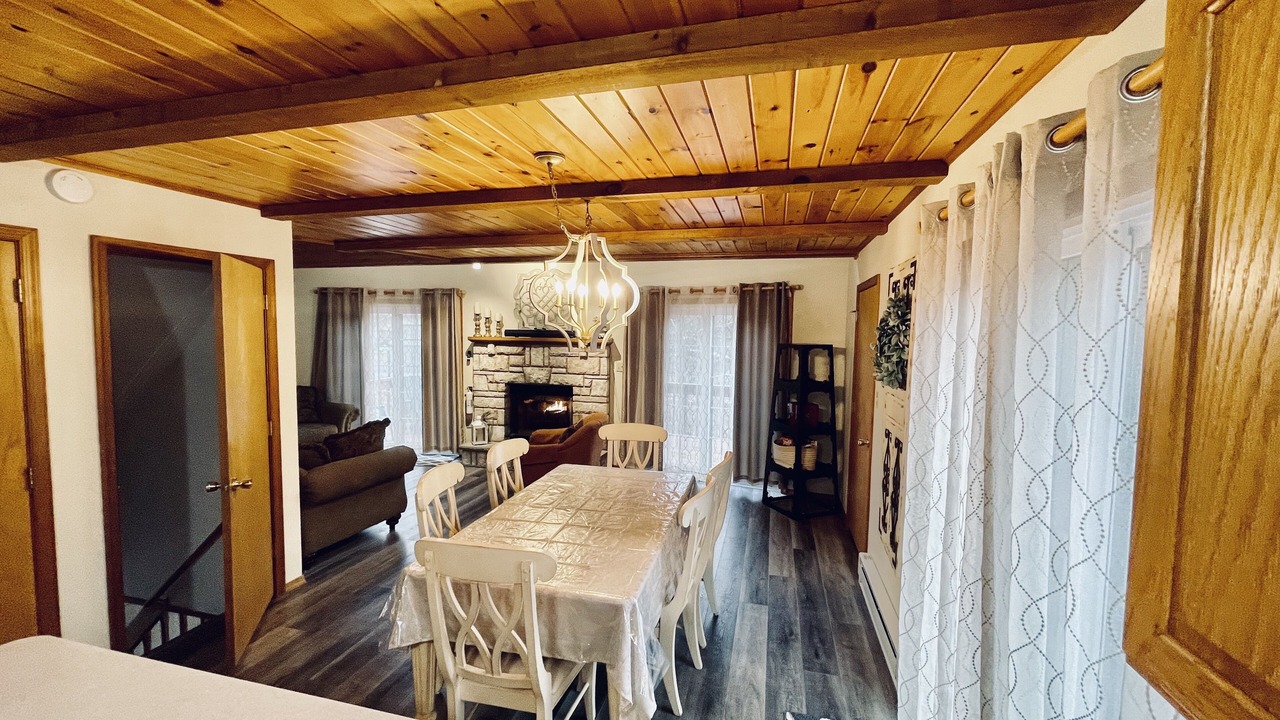 Photo of Bedroom in Pocono Lake
