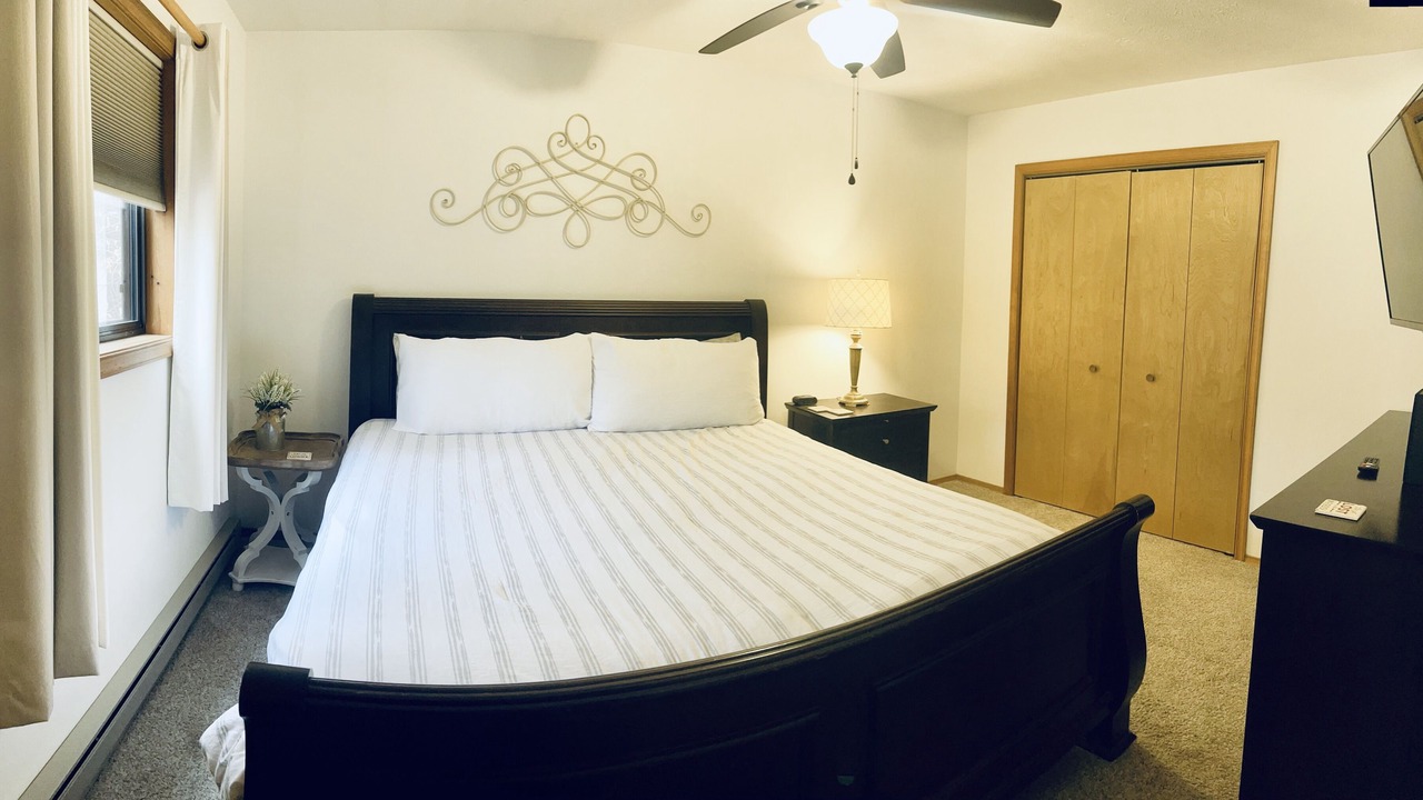 Photo of Bedroom in Pocono Lake