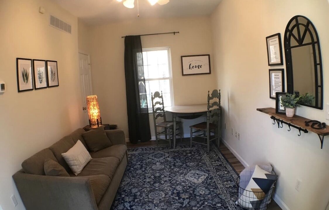 Photo of Livingroom in Lincoln