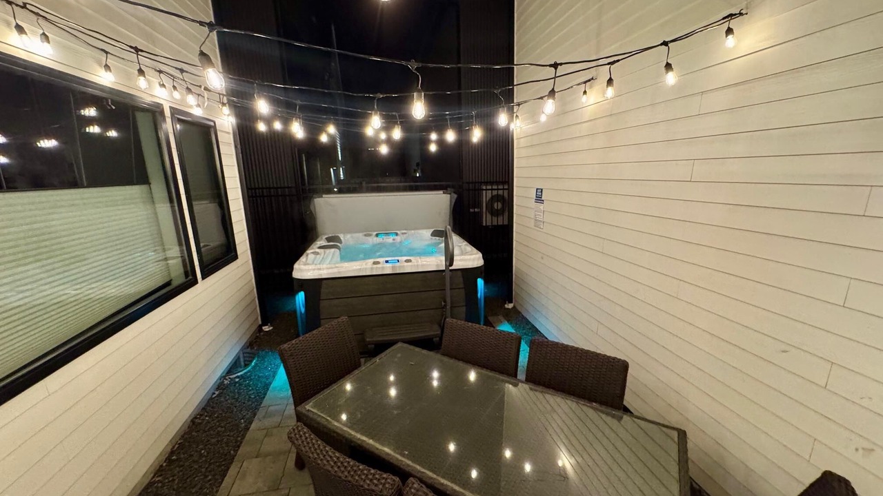 Photo of Patio Balcony in Garden District