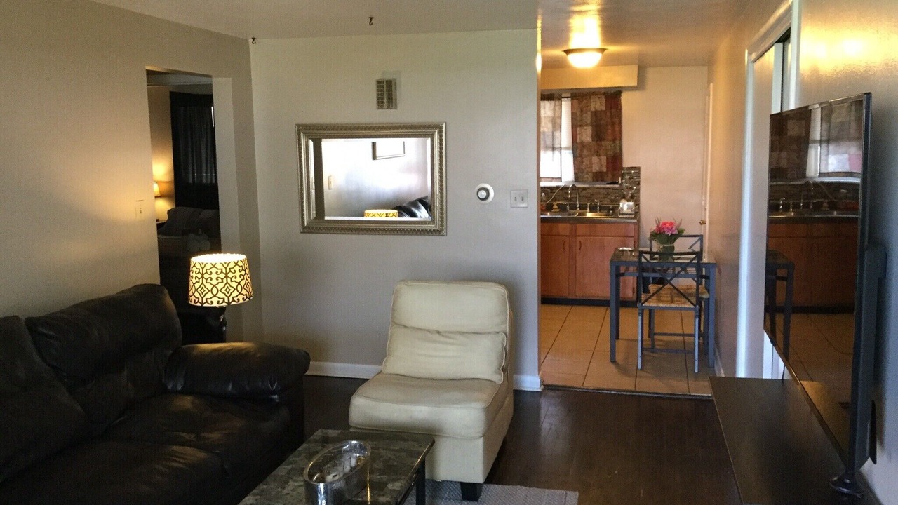 Photo of Livingroom in Shiloh