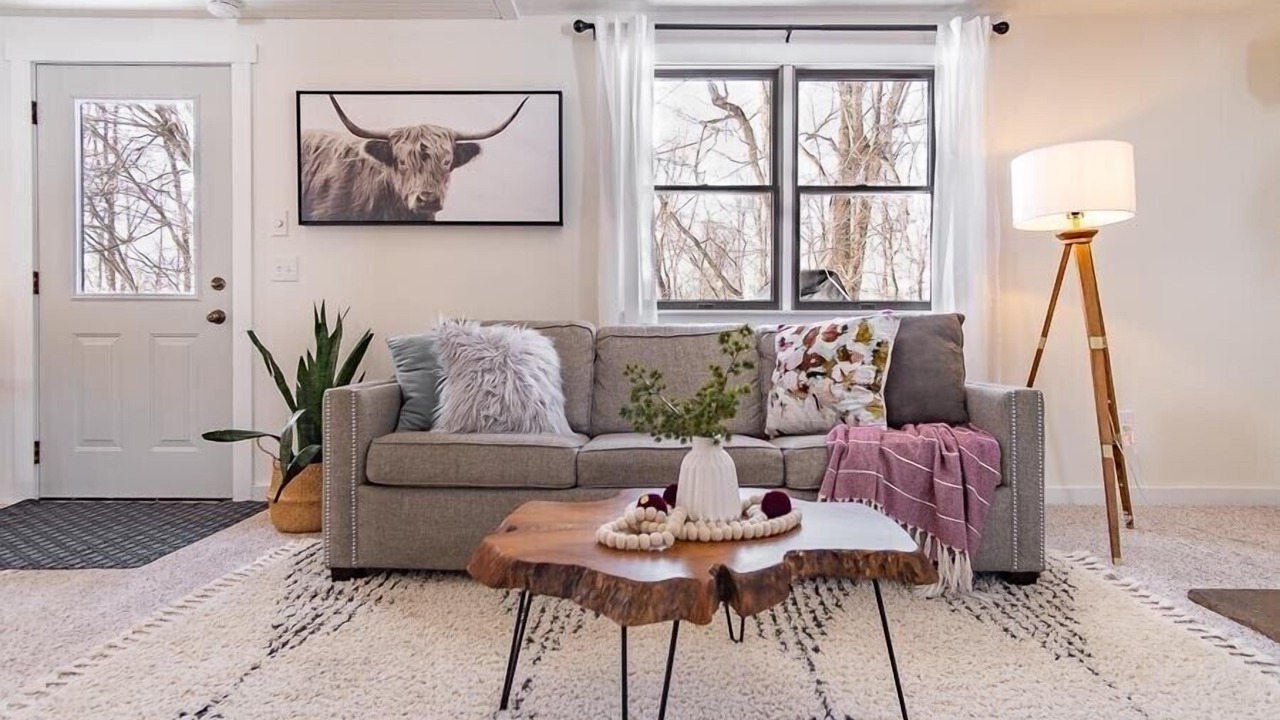 Photo of Livingroom in Millersburg