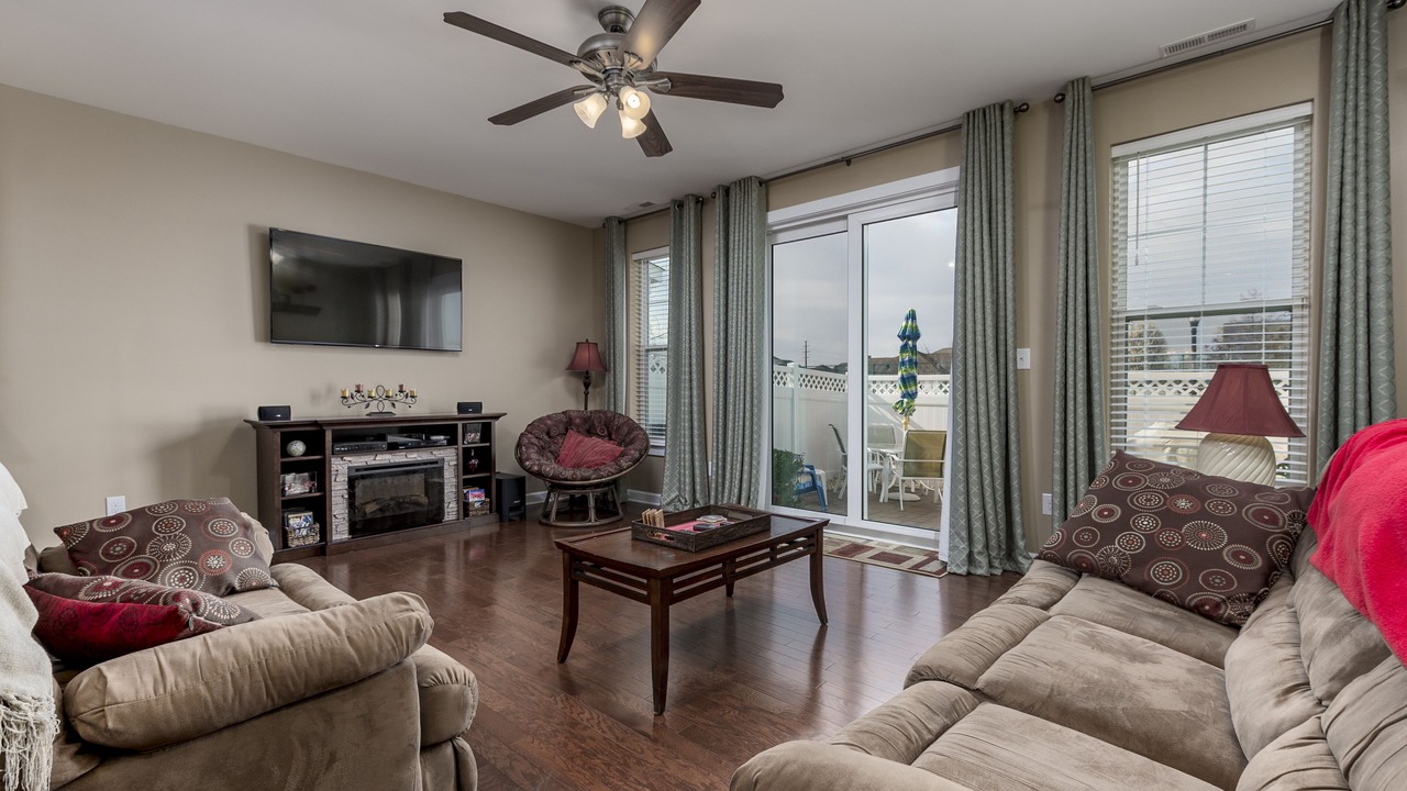 Photo of Livingroom in Villages of Five Points