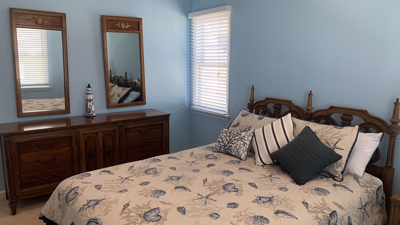 Photo of Bedroom in Townsend's Inlet