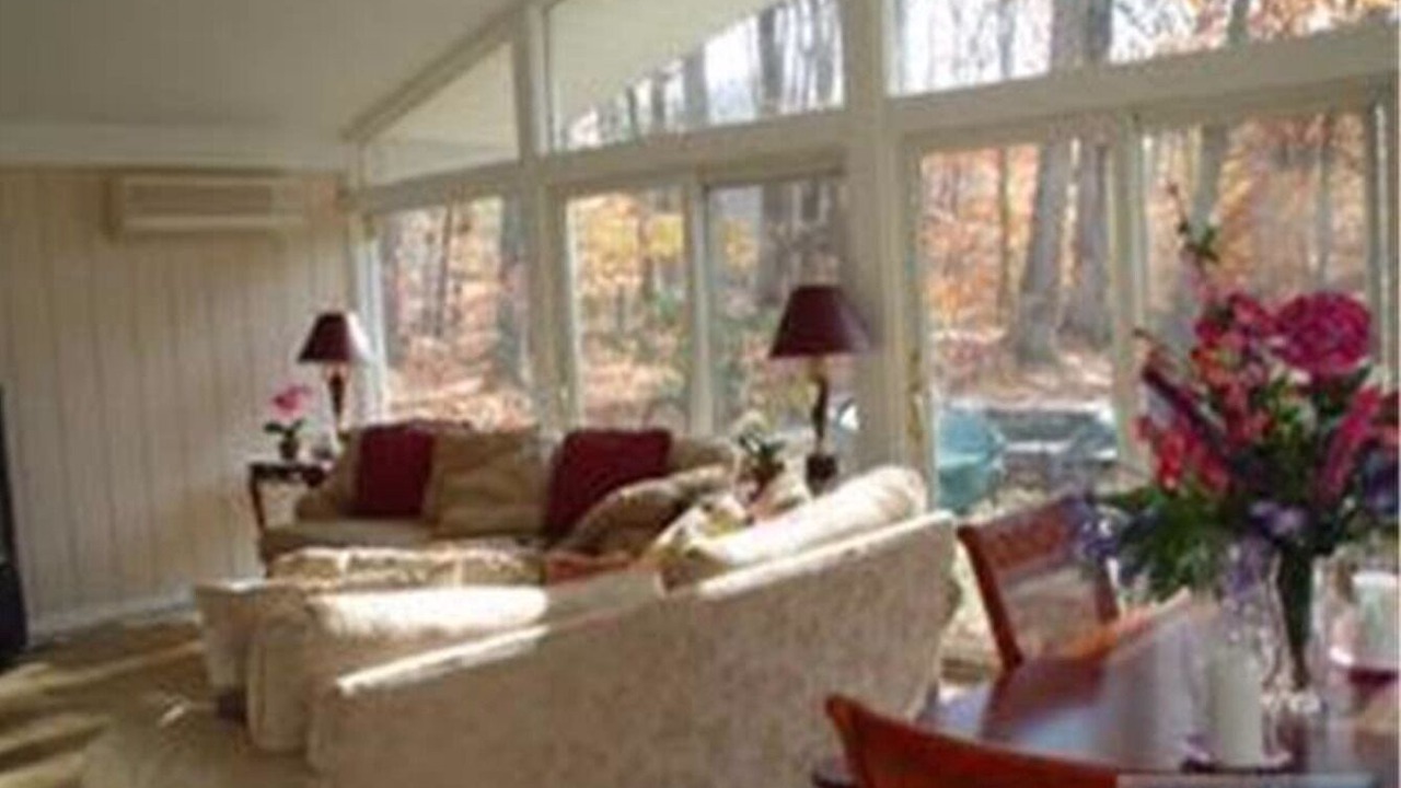 Photo of Livingroom in Waccabuc