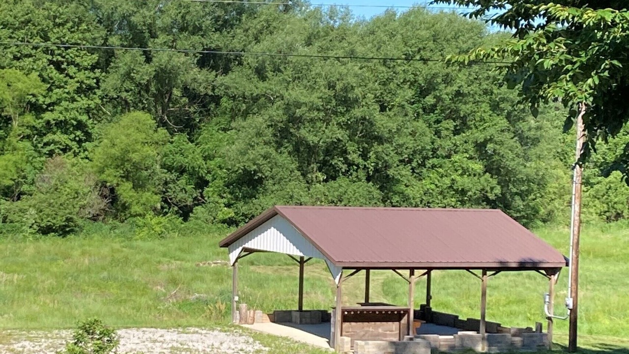 Photo of Others in Mansfield