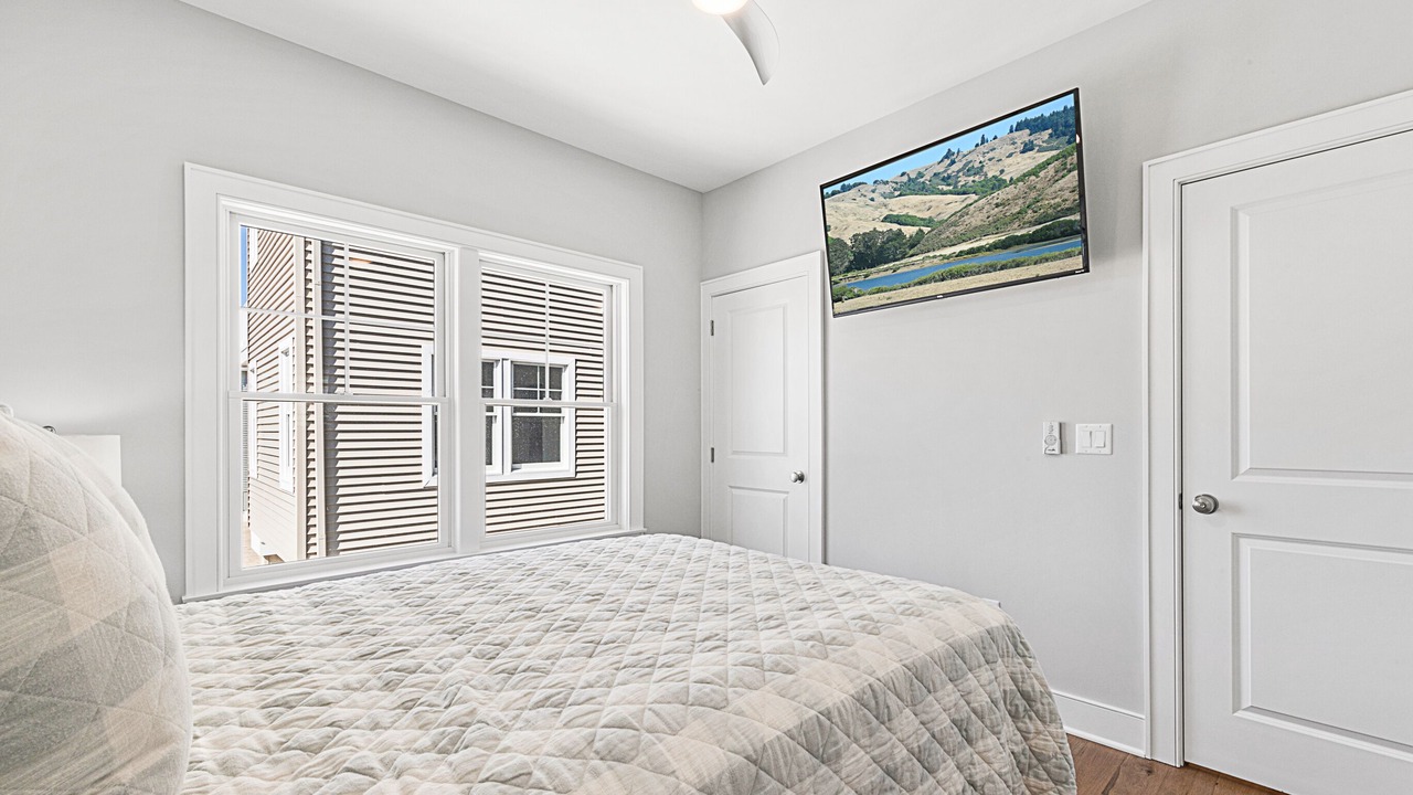 Photo of Bedroom in South Beach Haven