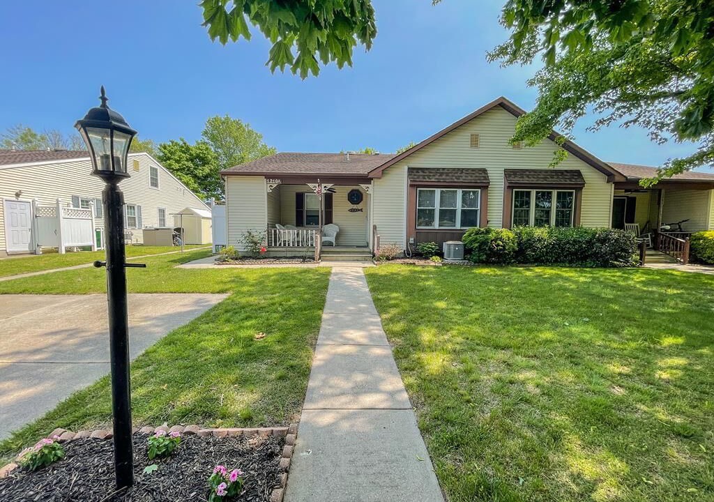 Photo of Outdoor in Village Green