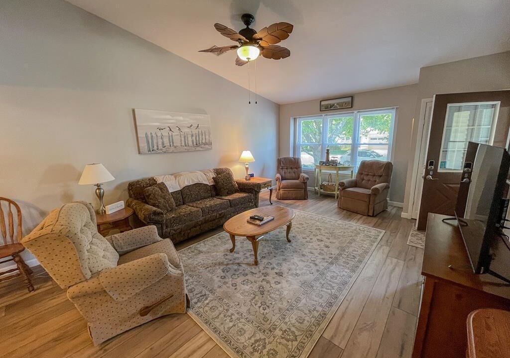 Photo of Livingroom in Village Green