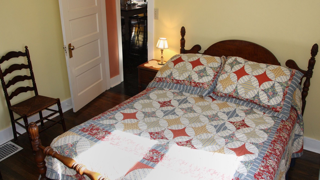 Photo of Bedroom in Laurel Mountain