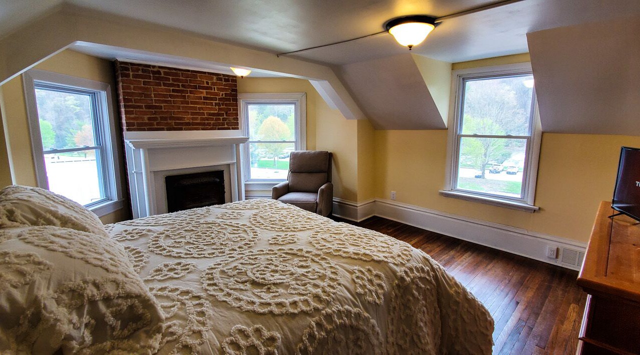 Photo of Bedroom in Ohiopyle