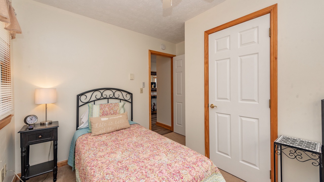 Photo of Bedroom in McHenry