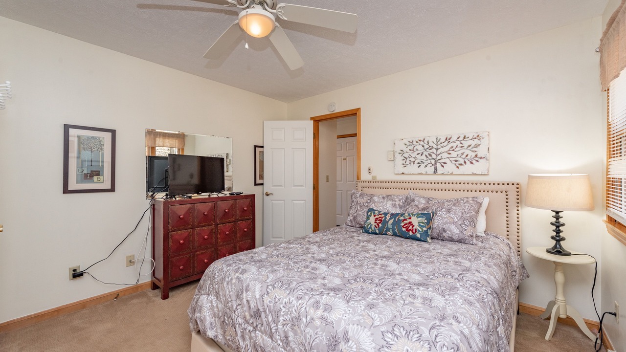 Photo of Bedroom in McHenry