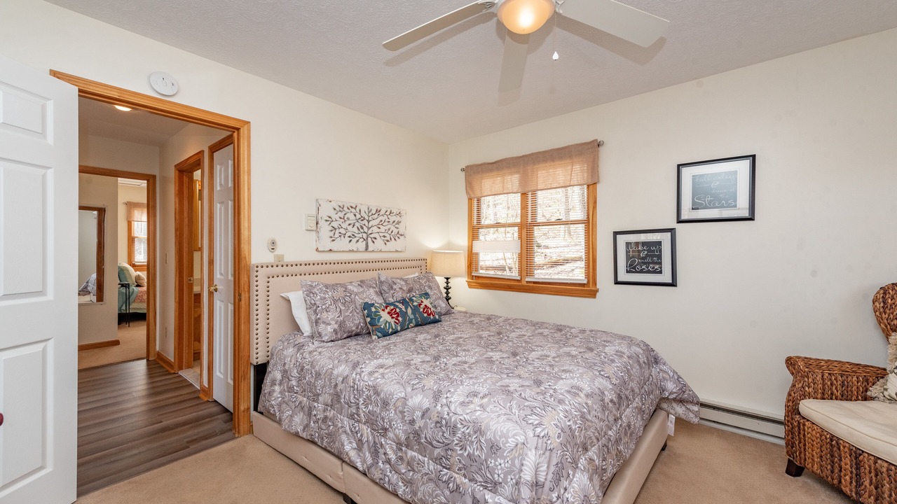 Photo of Bedroom in McHenry