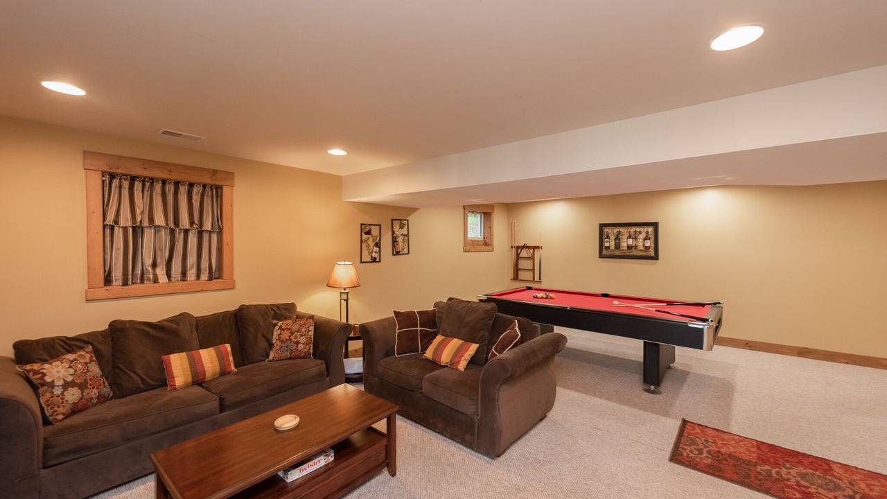 Photo of Bedroom in North Glade Hills