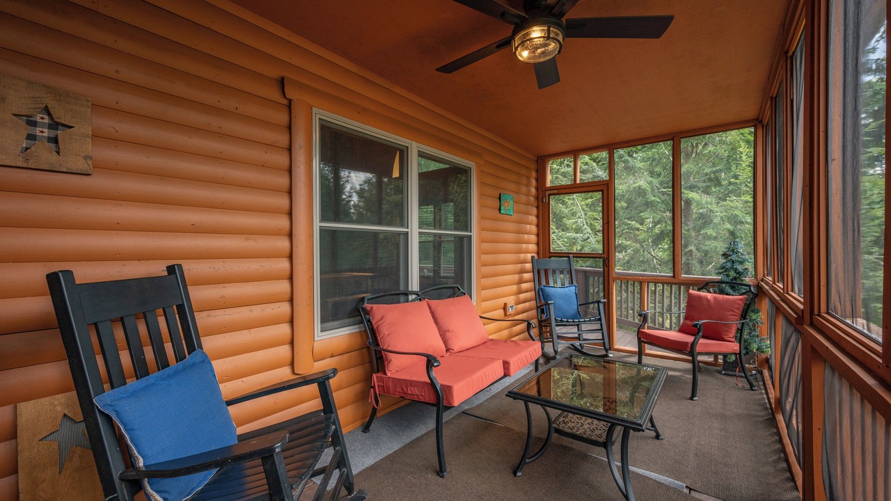 Photo of Patio Balcony in McHenry