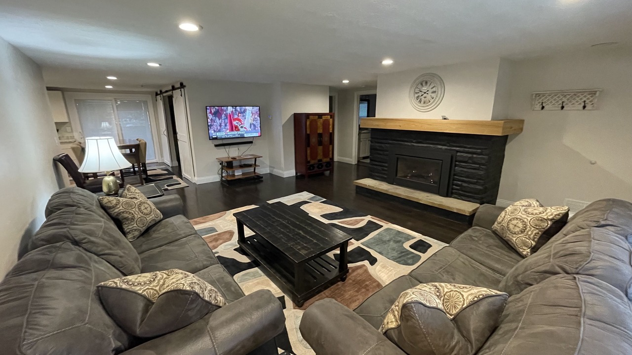 Photo of Livingroom in Mentor