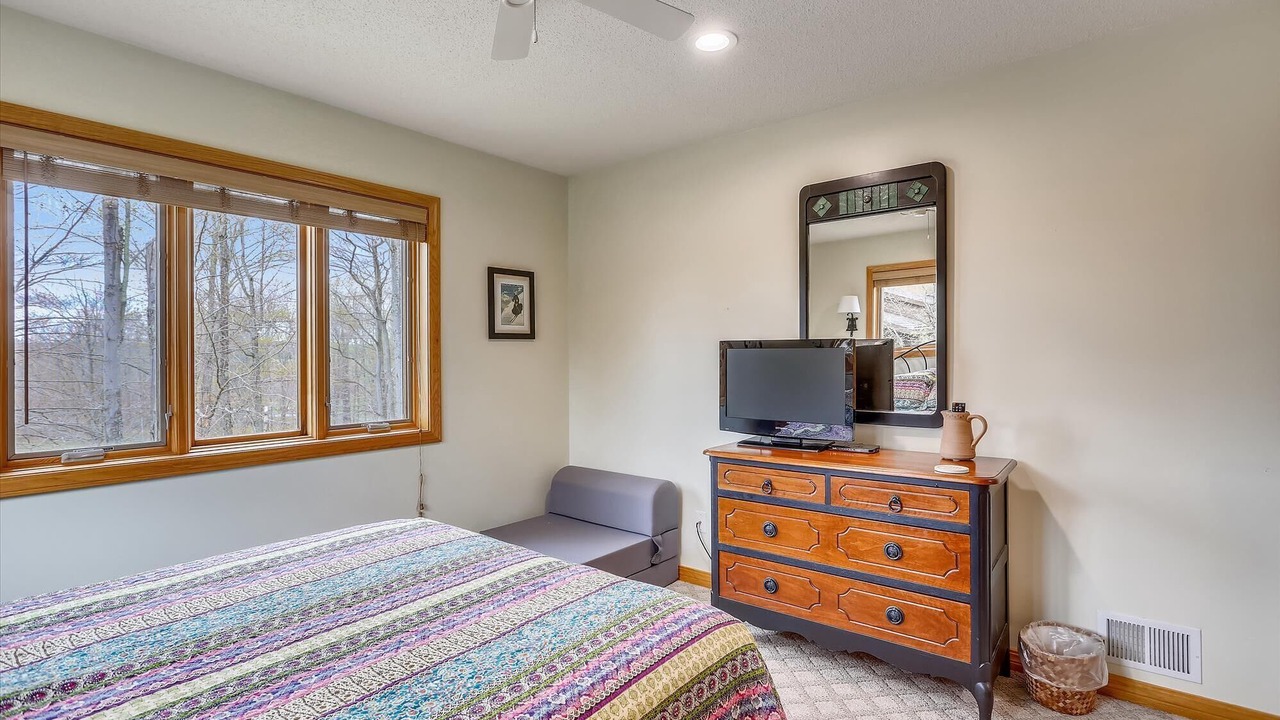 Photo of Bedroom in Timberline