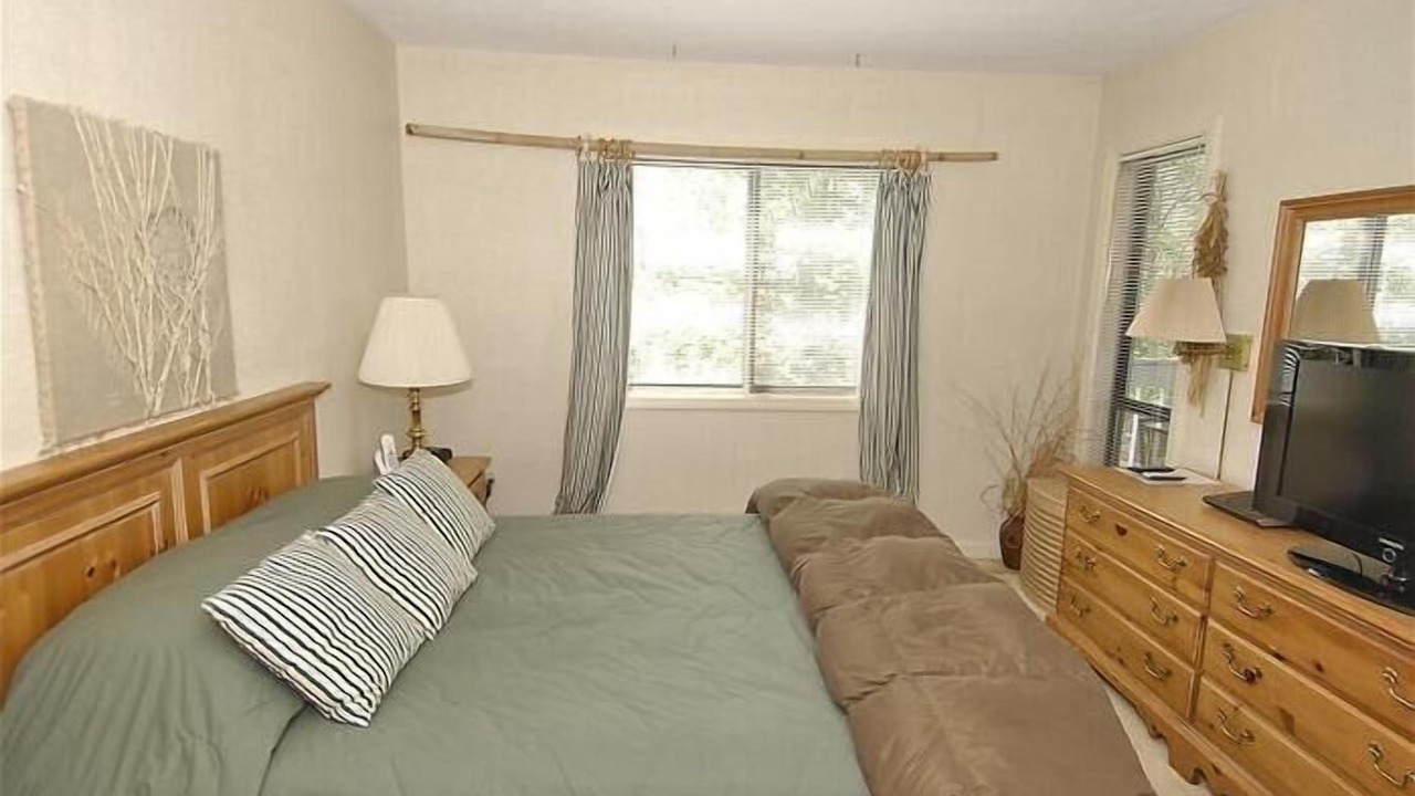 Photo of Bedroom in Davis