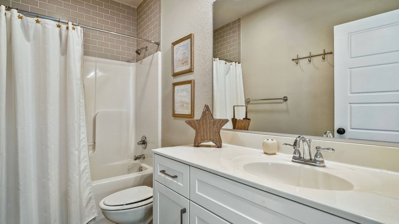 Photo of Bathroom in Ocean Sands