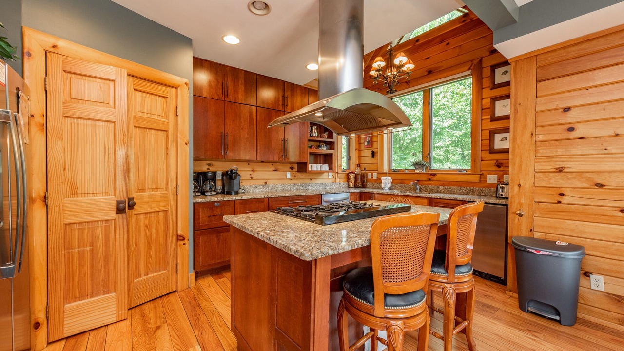 Photo of Kitchen in McHenry