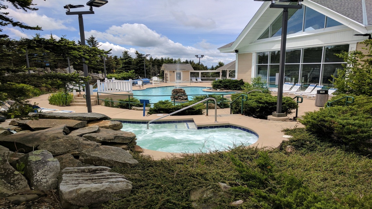 Photo of Outdoor in Snowshoe