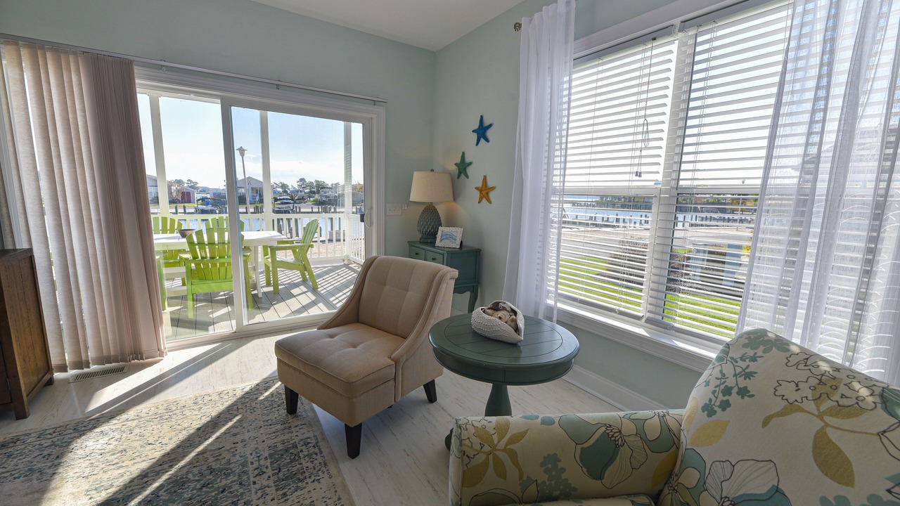 Photo of Livingroom in Long Neck