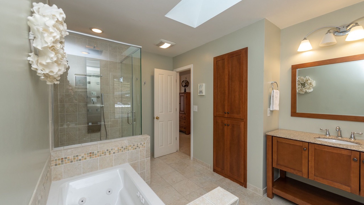 Photo of Bathroom in McHenry
