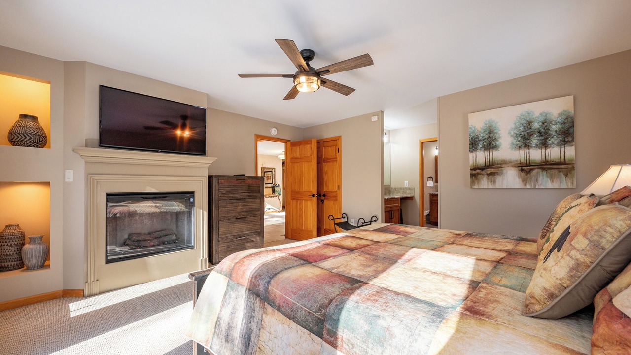 Photo of Bedroom in McHenry