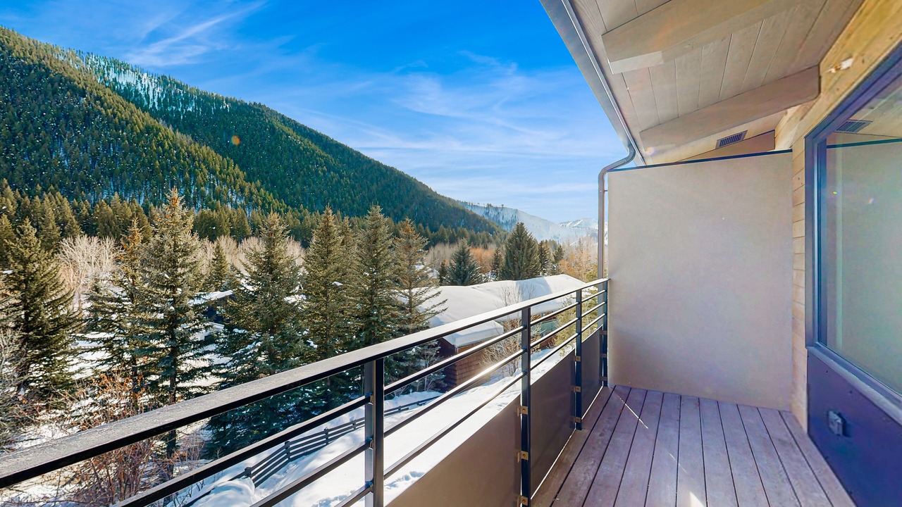 Photo of Outdoor in Warm Springs