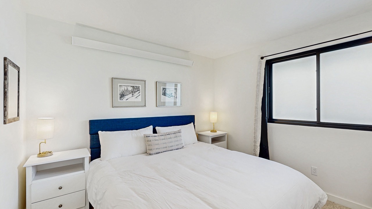 Photo of Bedroom in Warm Springs