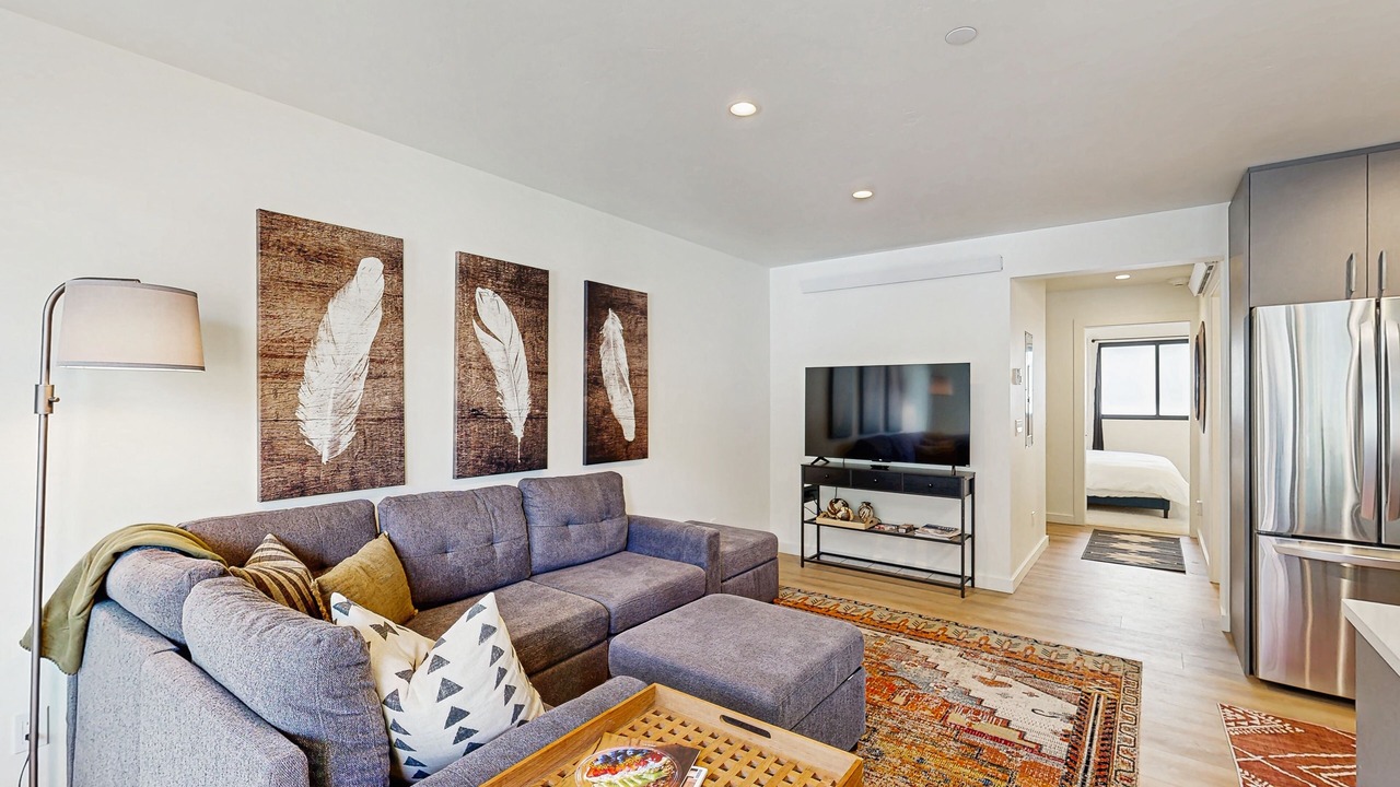 Photo of Livingroom in Warm Springs