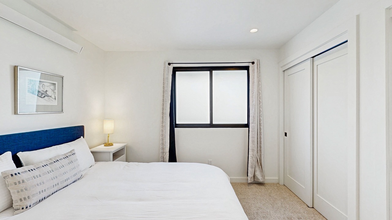 Photo of Bedroom in Warm Springs