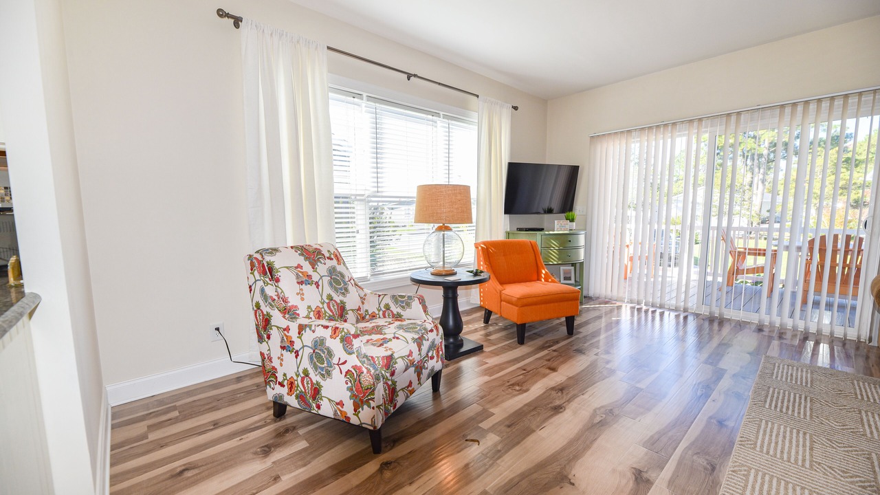 Photo of Livingroom in Long Neck