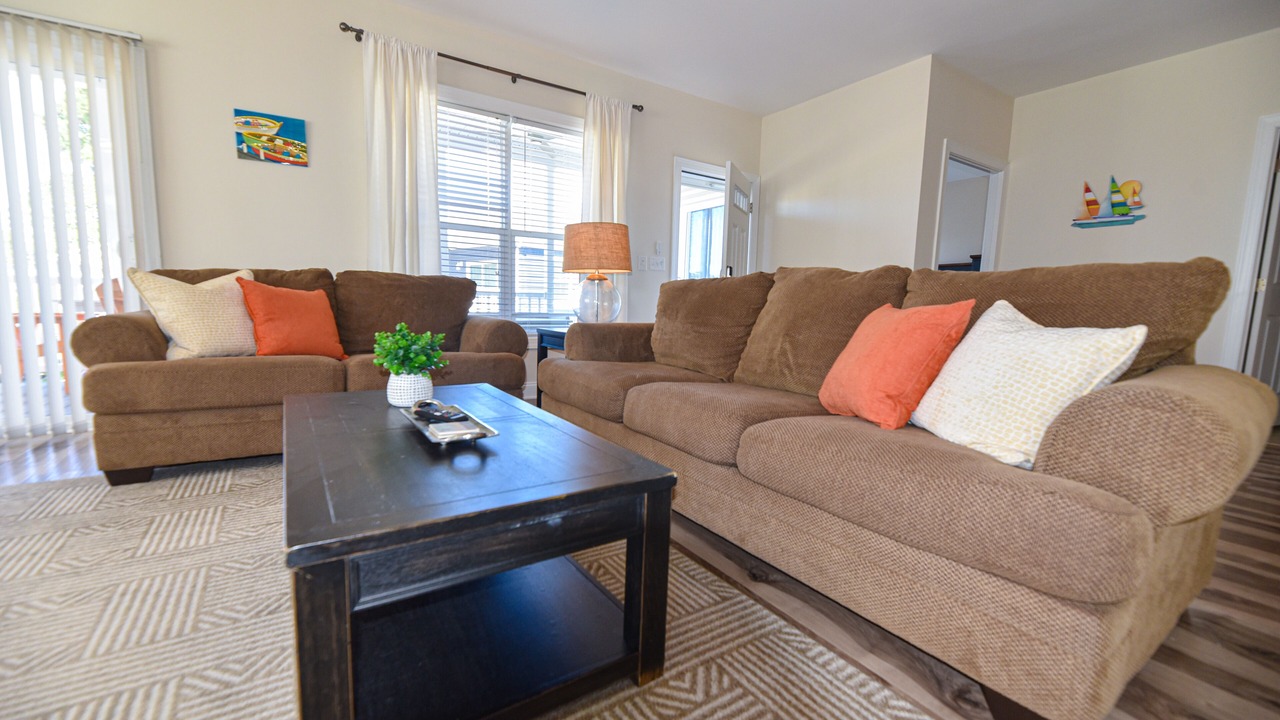 Photo of Livingroom in Long Neck