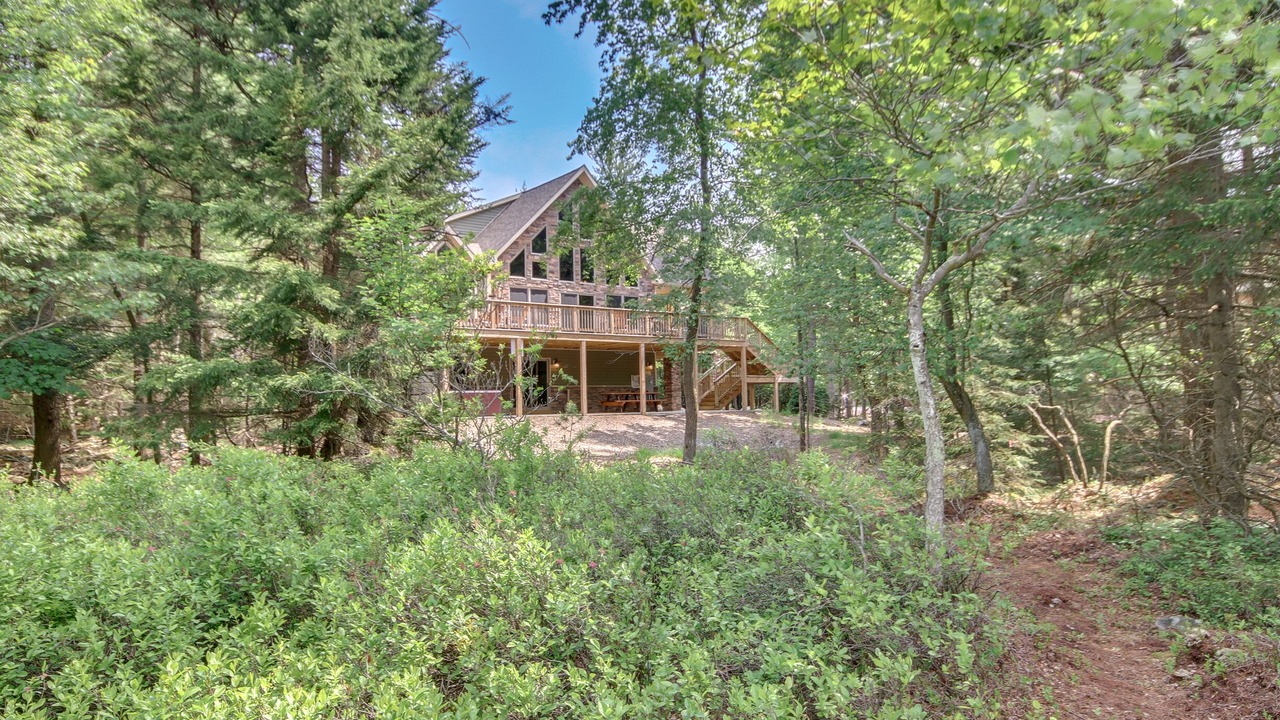 Photo of Others in Lake Harmony Estates