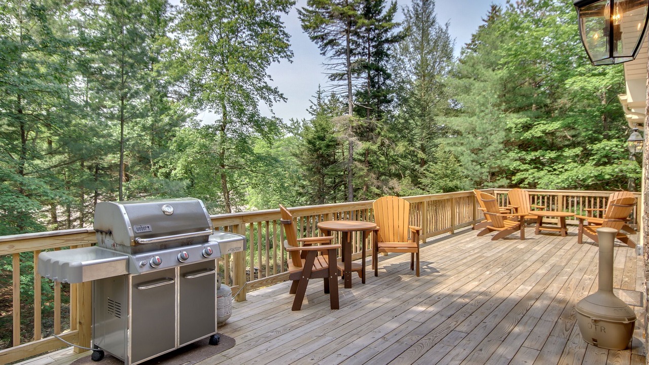 Photo of Outdoor in Lake Harmony Estates