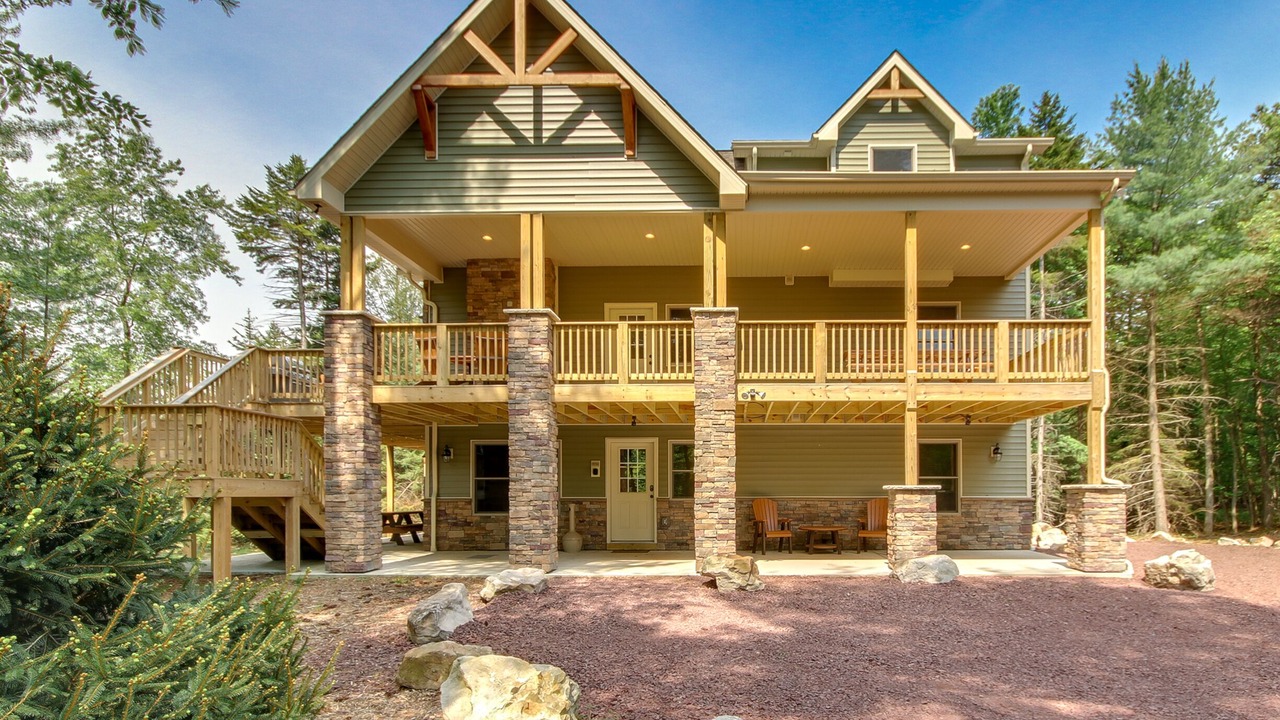 Photo of Others in Lake Harmony Estates