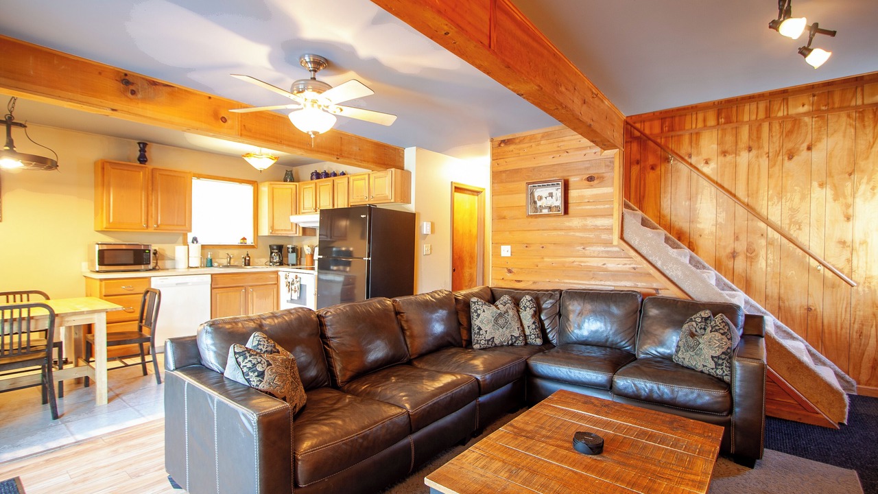 Photo of Livingroom in Albrightsville