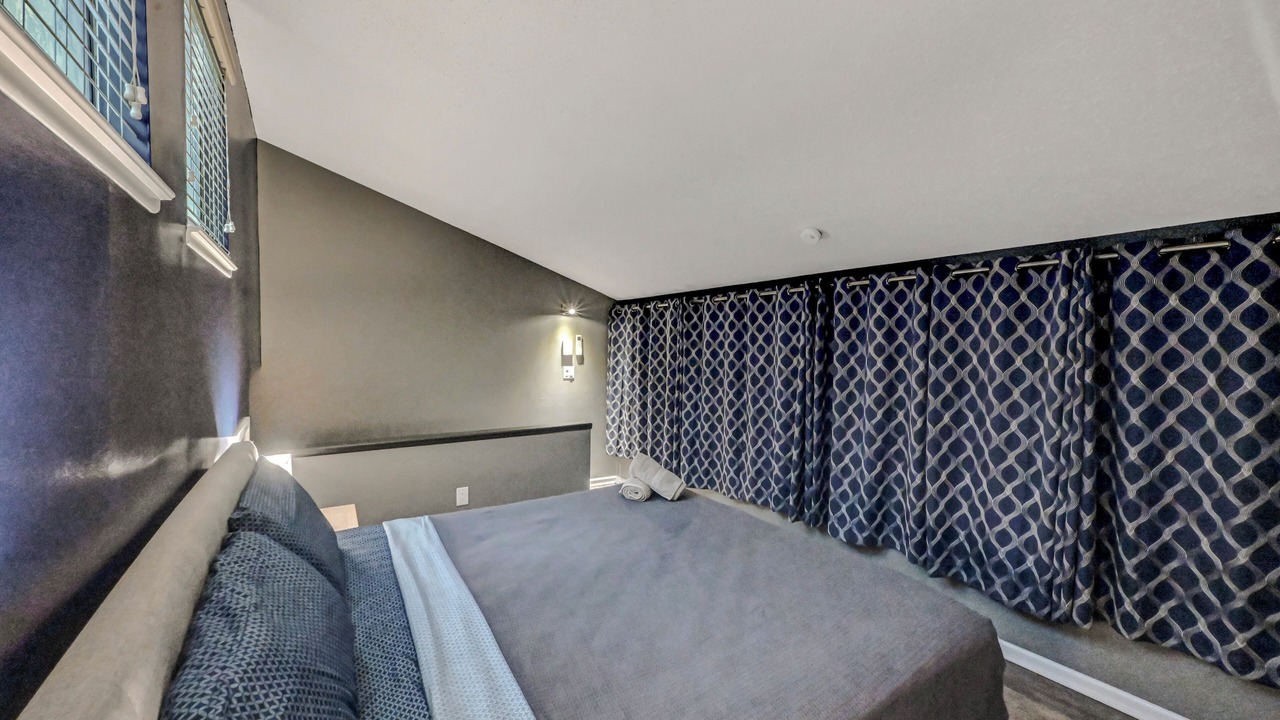 Photo of Bedroom in Village at Camelback