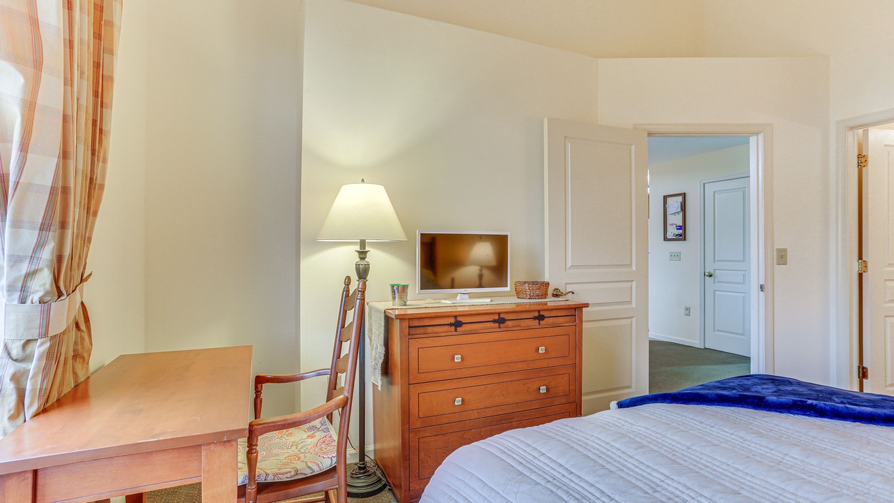 Photo of Bedroom in Vernon