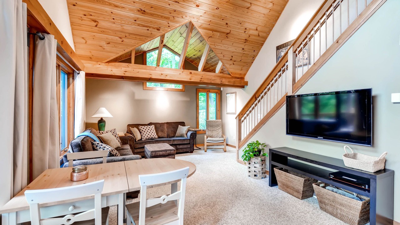 Photo of Livingroom in Highland Lakes